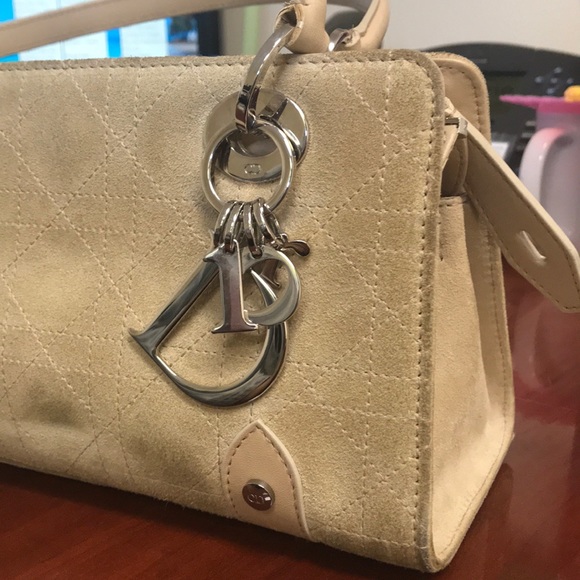 ::LAST CHANCE:: Lady Dior East West Bag - Picture 6 of 8